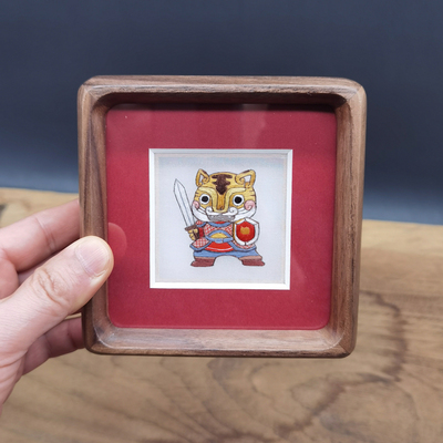 萌版巴虎蜀绣迷你座屏01