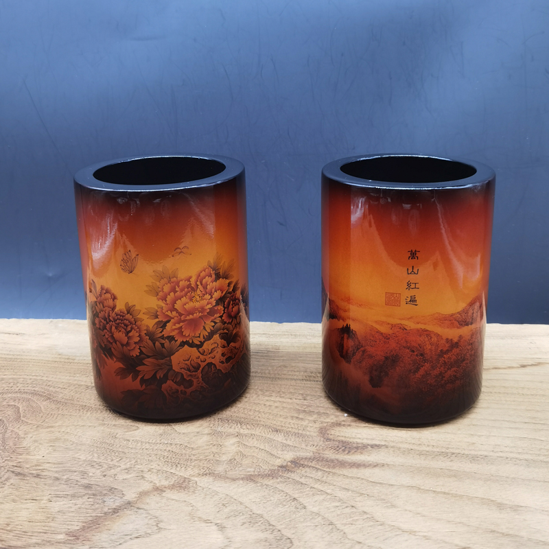 山神漆器筆筒-國色和萬山.jpg