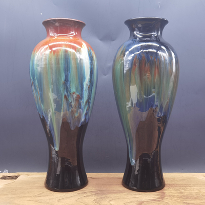 荣昌陶朱砂西绿釉花瓶