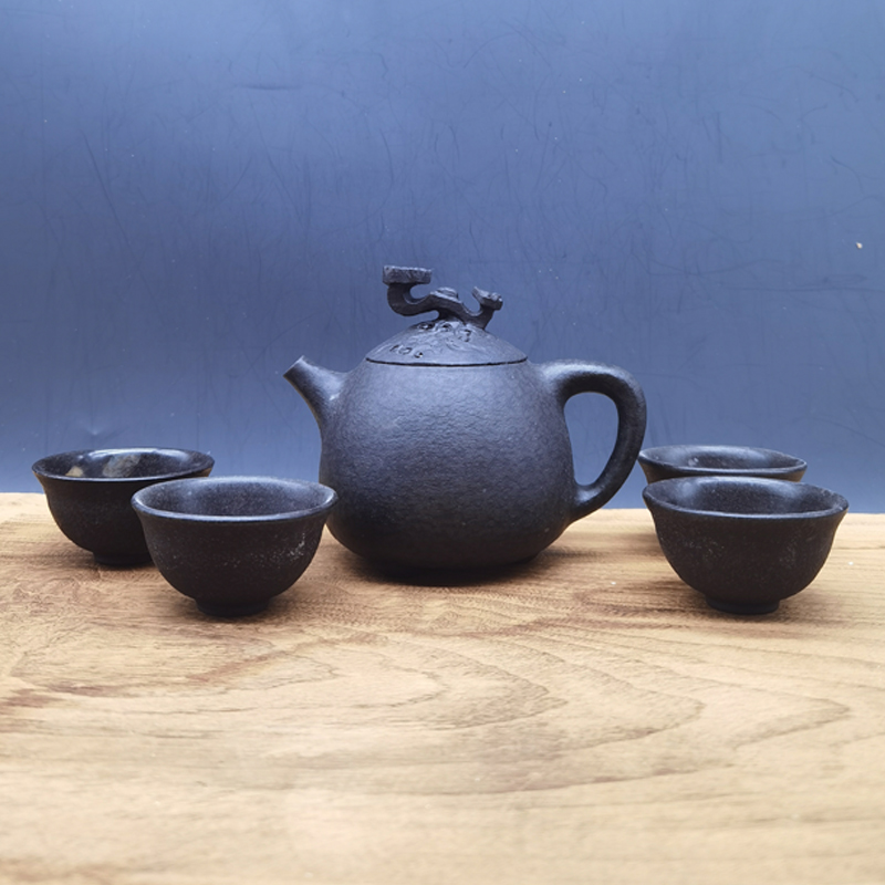 秀山紫砂石壺02.jpg